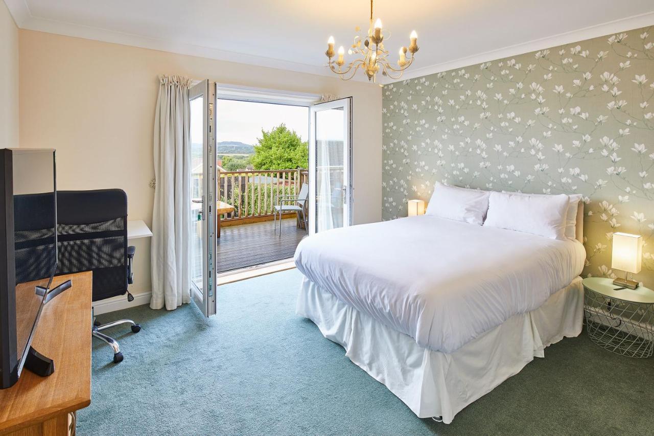 Host & Stay - Coach Cottage Brotton Dış mekan fotoğraf